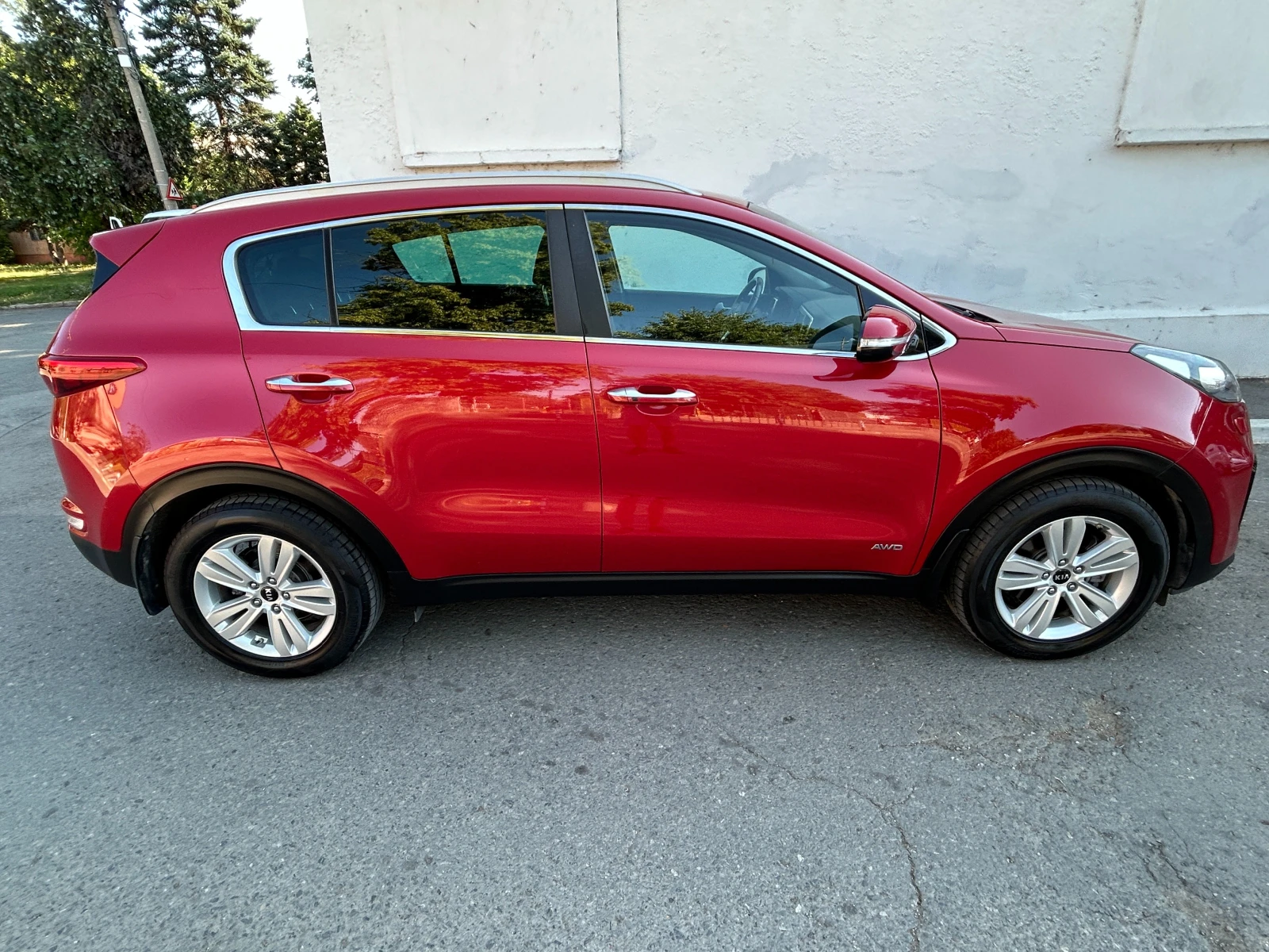Kia Sportage 1.6T-GDI/4x4/Автомат, снимка 7 - Автомобили и джипове - 55696215