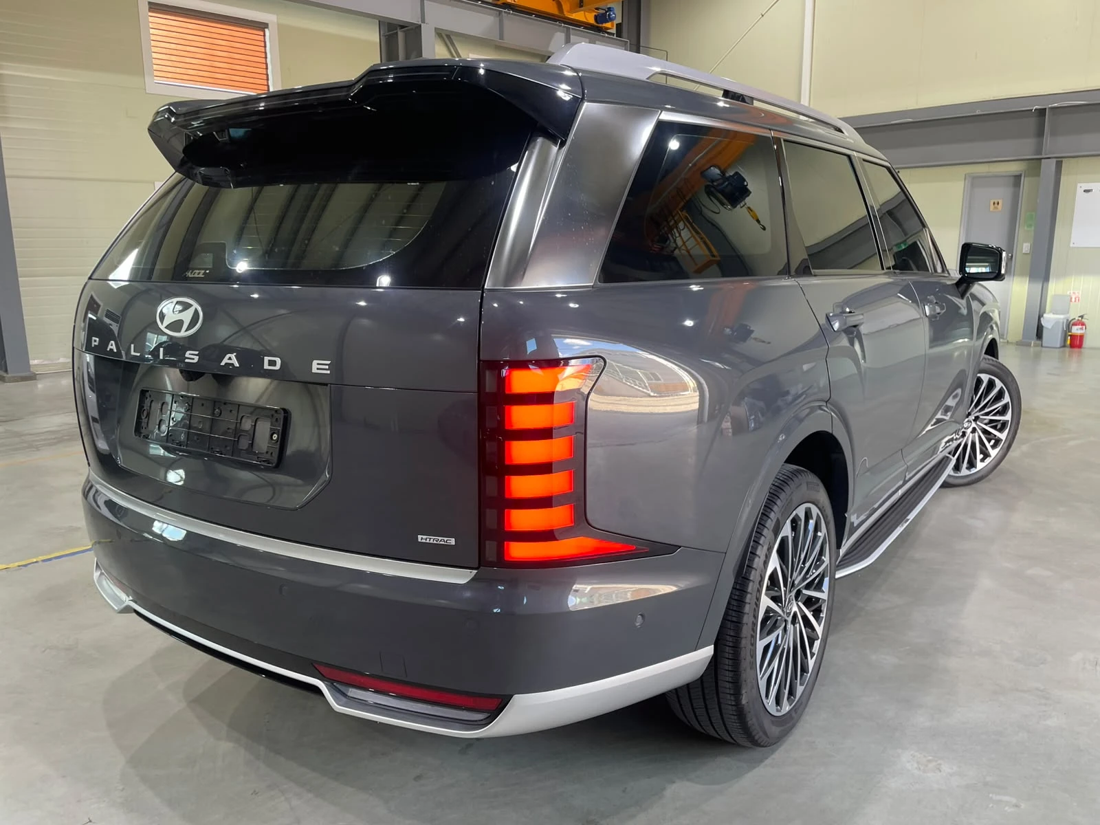 Hyundai Palisade HEV 2.5T ! 4WD ! 6+ 1 ! Calligraphy !, снимка 4 - Автомобили и джипове - 56210648