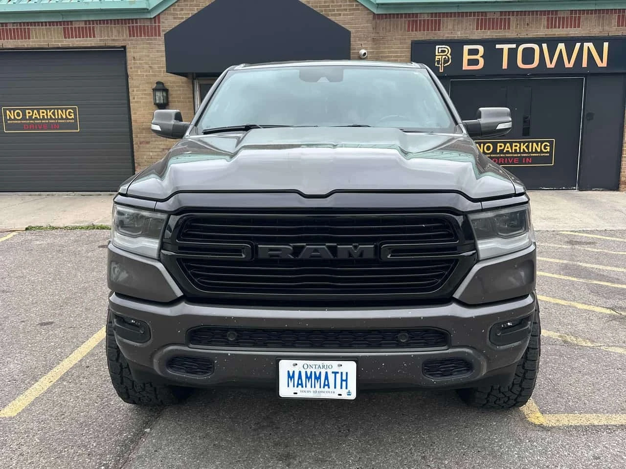 Dodge RAM 1500 * Sport * CARFAX * ЦЕНА ДО БГ, снимка 6 - Автомобили и джипове - 56269863