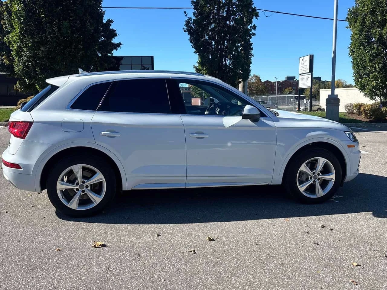 Audi Q5 * Progressiv * CARFAX * ��� ������������ ������ | Mobile.bg � ����������� 3