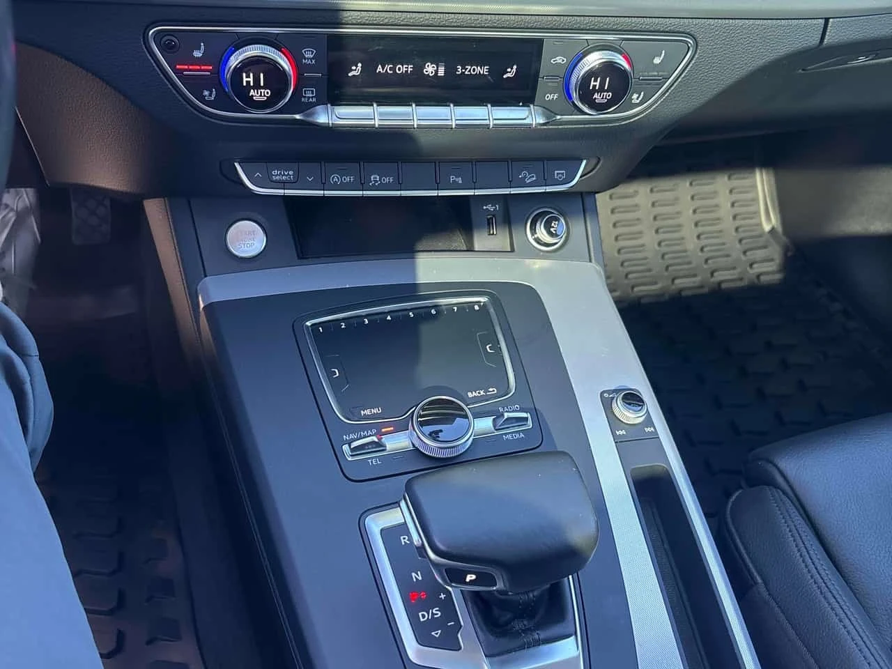 Audi Q5 * Progressiv * CARFAX * ��� ������������ ������ | Mobile.bg � ����������� 10