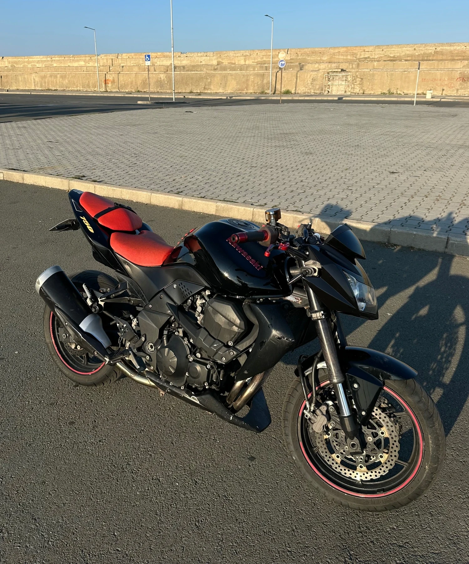 Kawasaki Z 750R