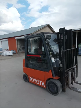 Електрокар Toyota, снимка 3