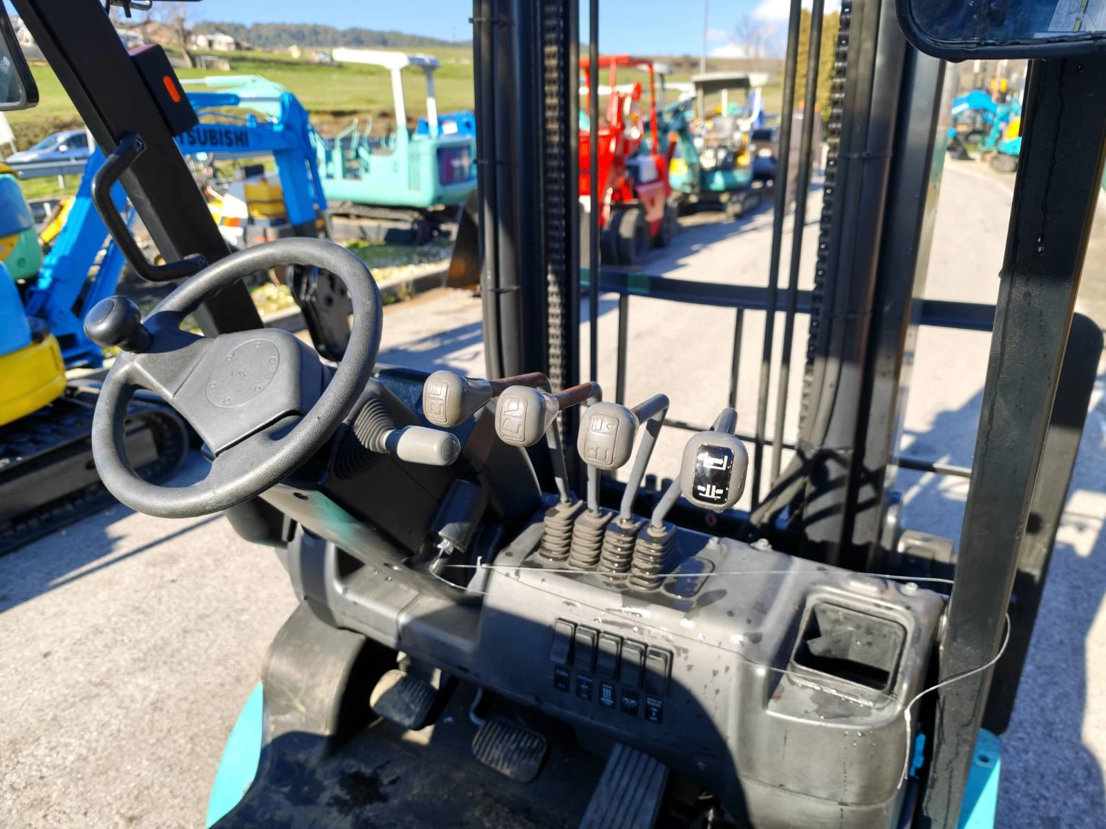 ������� Yale 2022�. ���������� | Mobile.bg � ����������� 5