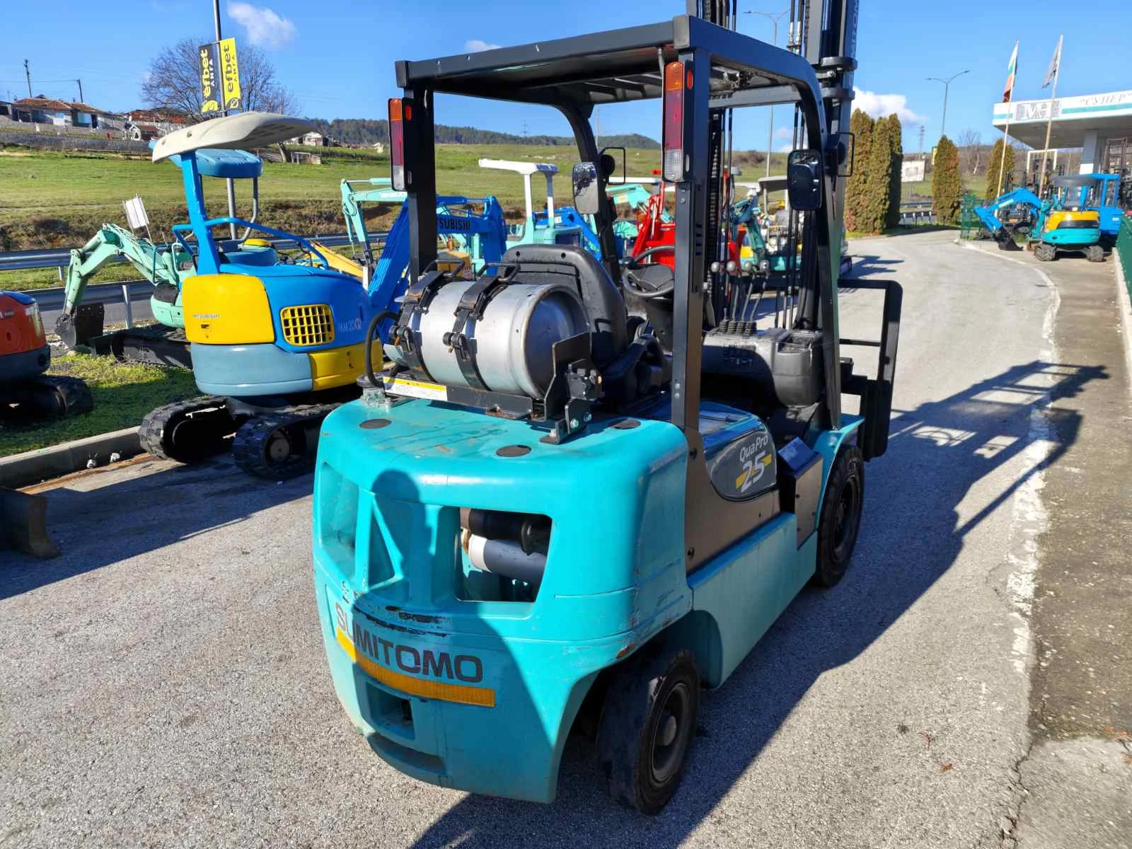 ������� Yale 2022�. ���������� | Mobile.bg � ����������� 8