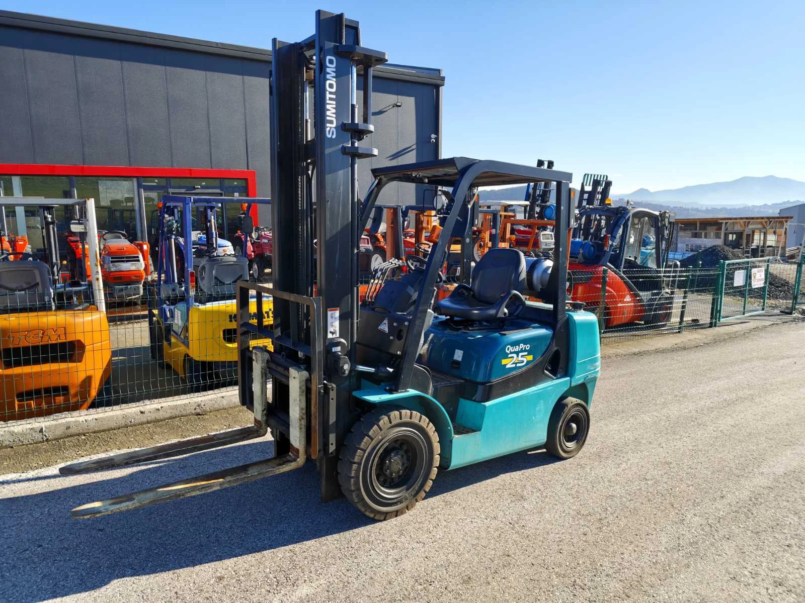 ������� Yale 2022�. ���������� | Mobile.bg � ����������� 3