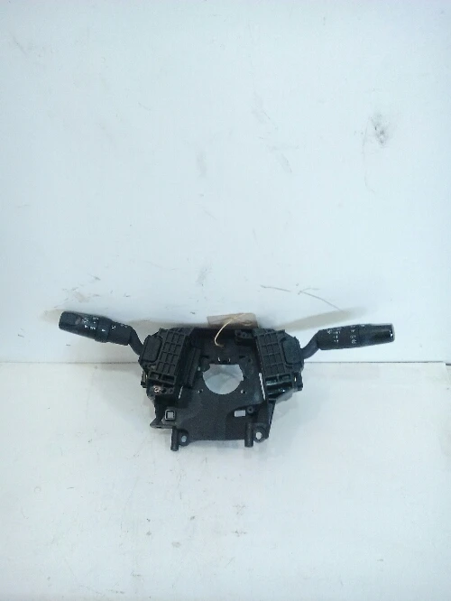 Ключ фарове чистачки Мазда 3 1.6 бензин