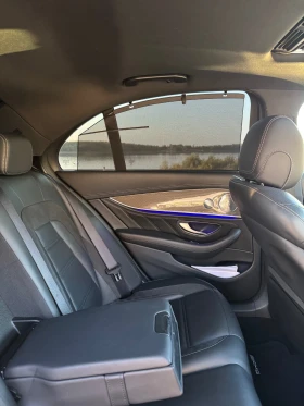 Mercedes-Benz E 43 AMG 4 matic, снимка 11