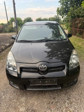 Toyota Corolla verso 2.2 D-CAT, снимка 1