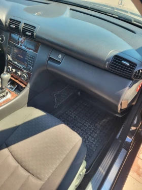 Mercedes-Benz C 270, снимка 10