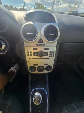 Opel Corsa 1.2i, снимка 13