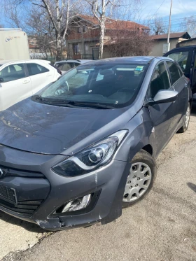 Hyundai I30 1.4 бензин  - 2700 € / 5280.74 лв. - 80661953 7