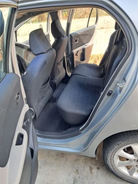 Toyota Yaris - 3190 € - 27402852 11