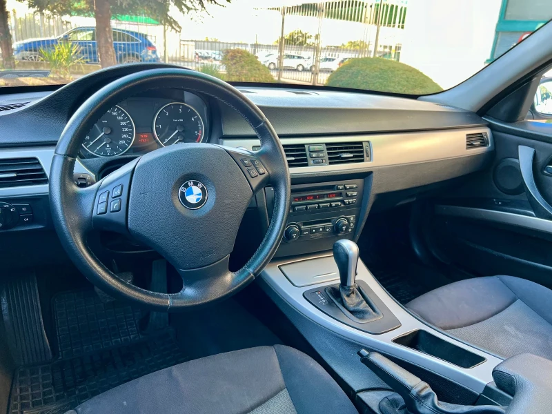 BMW 320 D, снимка 8 - Автомобили и джипове - 47376832