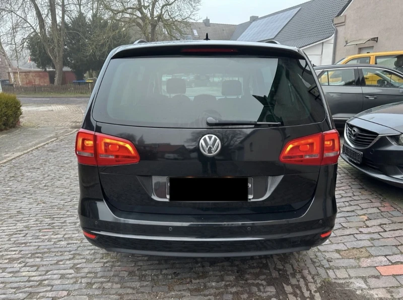 VW Sharan, снимка 6 - Автомобили и джипове - 48924323