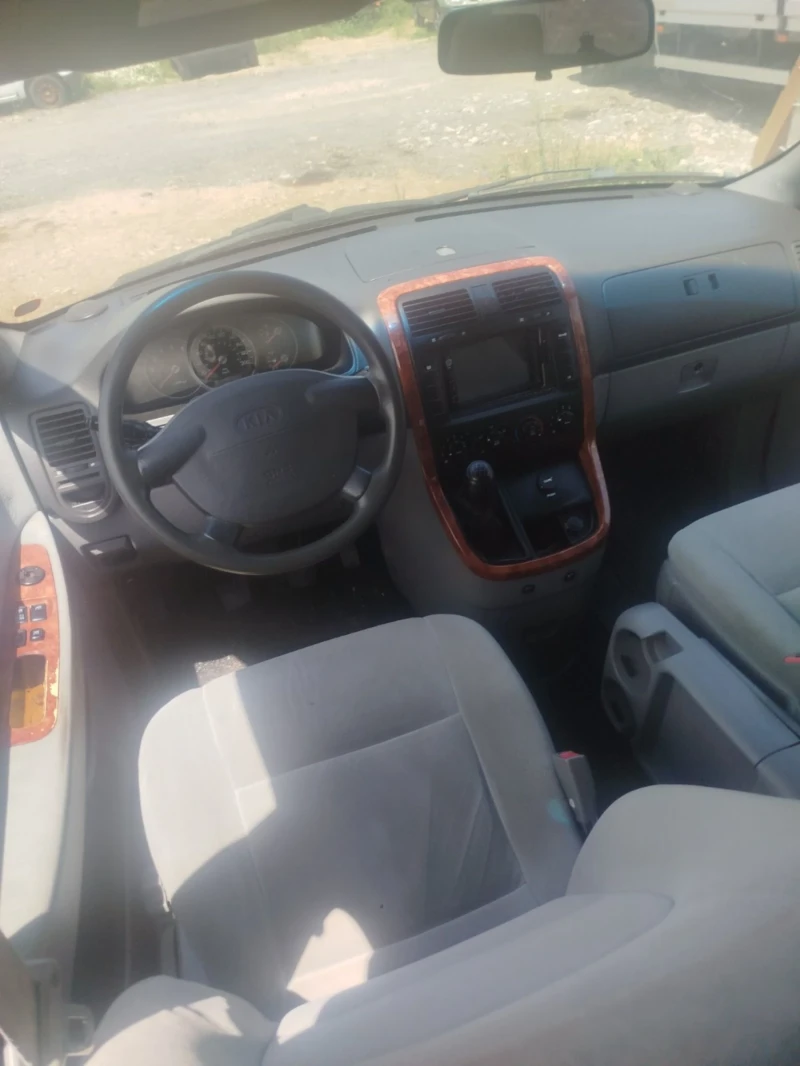 Kia Carnival кемпер, снимка 16 - Автомобили и джипове - 52347209