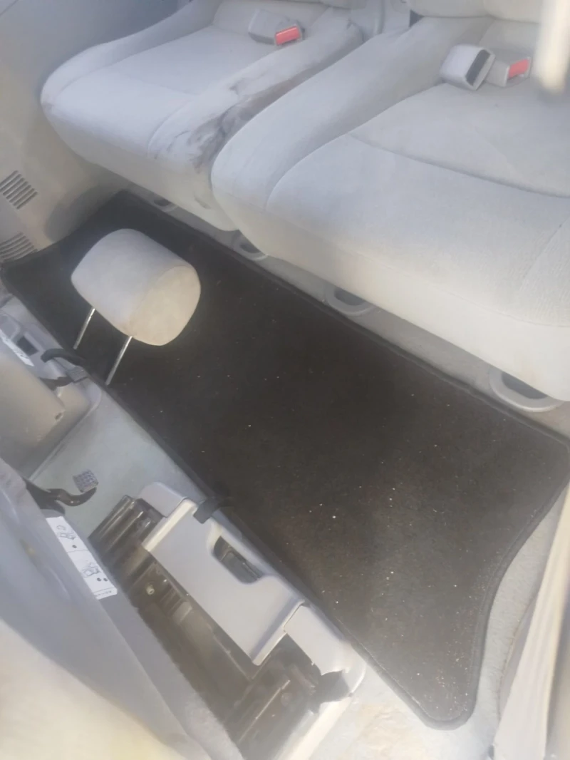 Kia Carnival кемпер, снимка 14 - Автомобили и джипове - 52347209