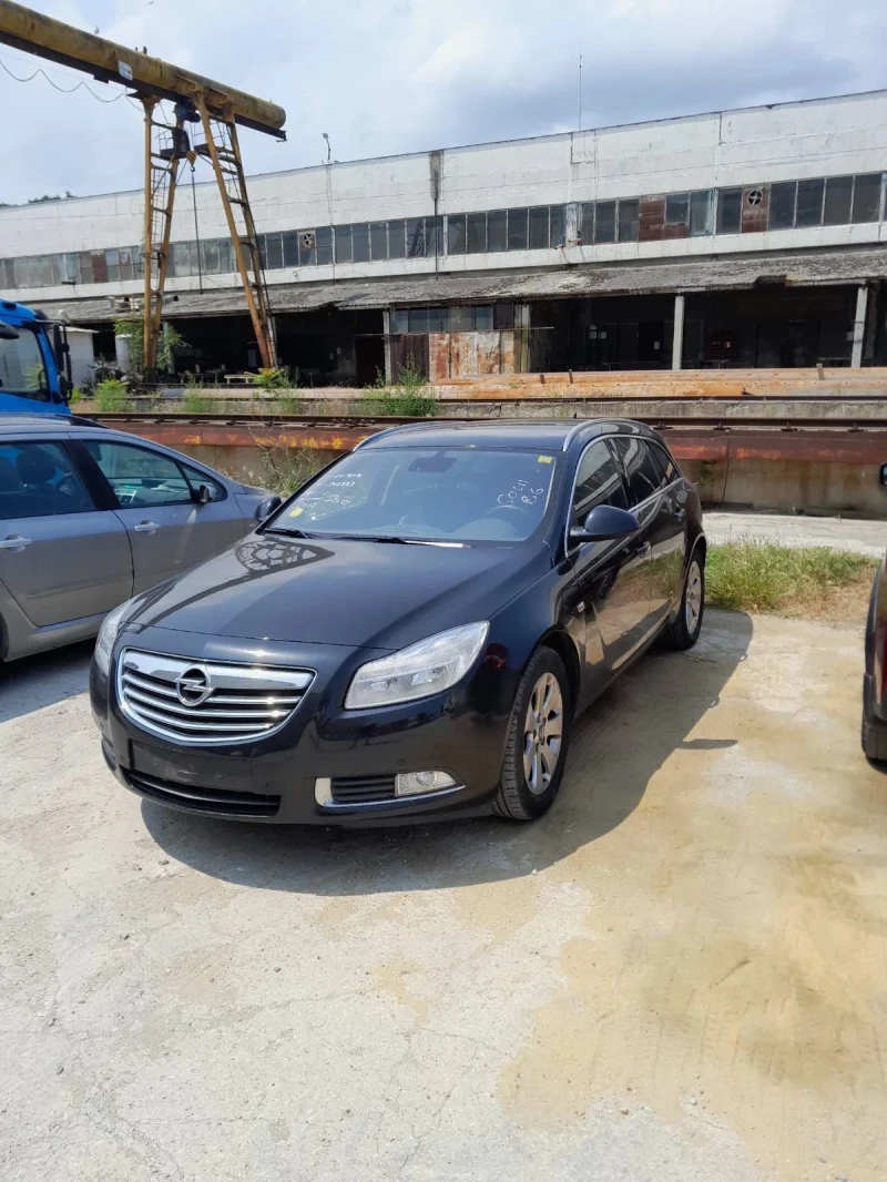 Opel Insignia 2.0, снимка 2 - Автомобили и джипове - 52346076