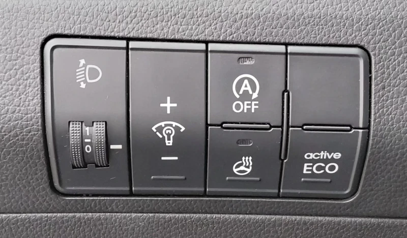 Hyundai I30 AUTOMAT, NAVI, CAMERA, PANORAMA , снимка 12 - Автомобили и джипове - 53346040