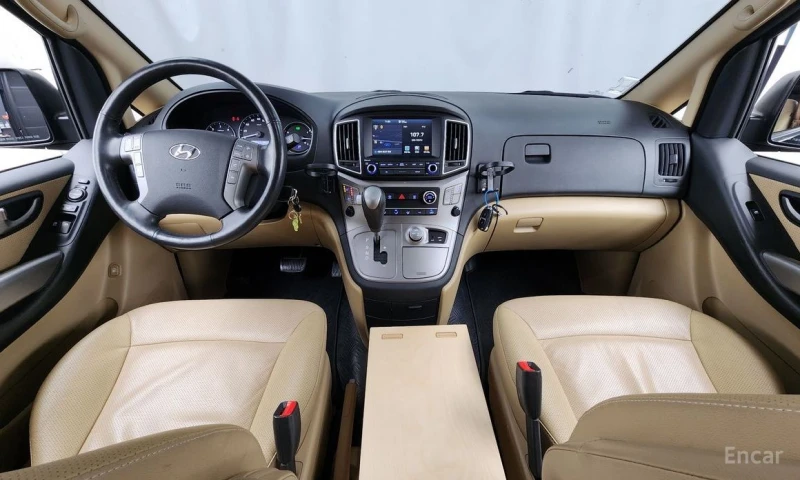 Hyundai Starex, снимка 7 - Автомобили и джипове - 53463424
