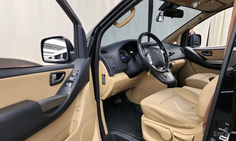 Hyundai Starex, снимка 10 - Автомобили и джипове - 53463424