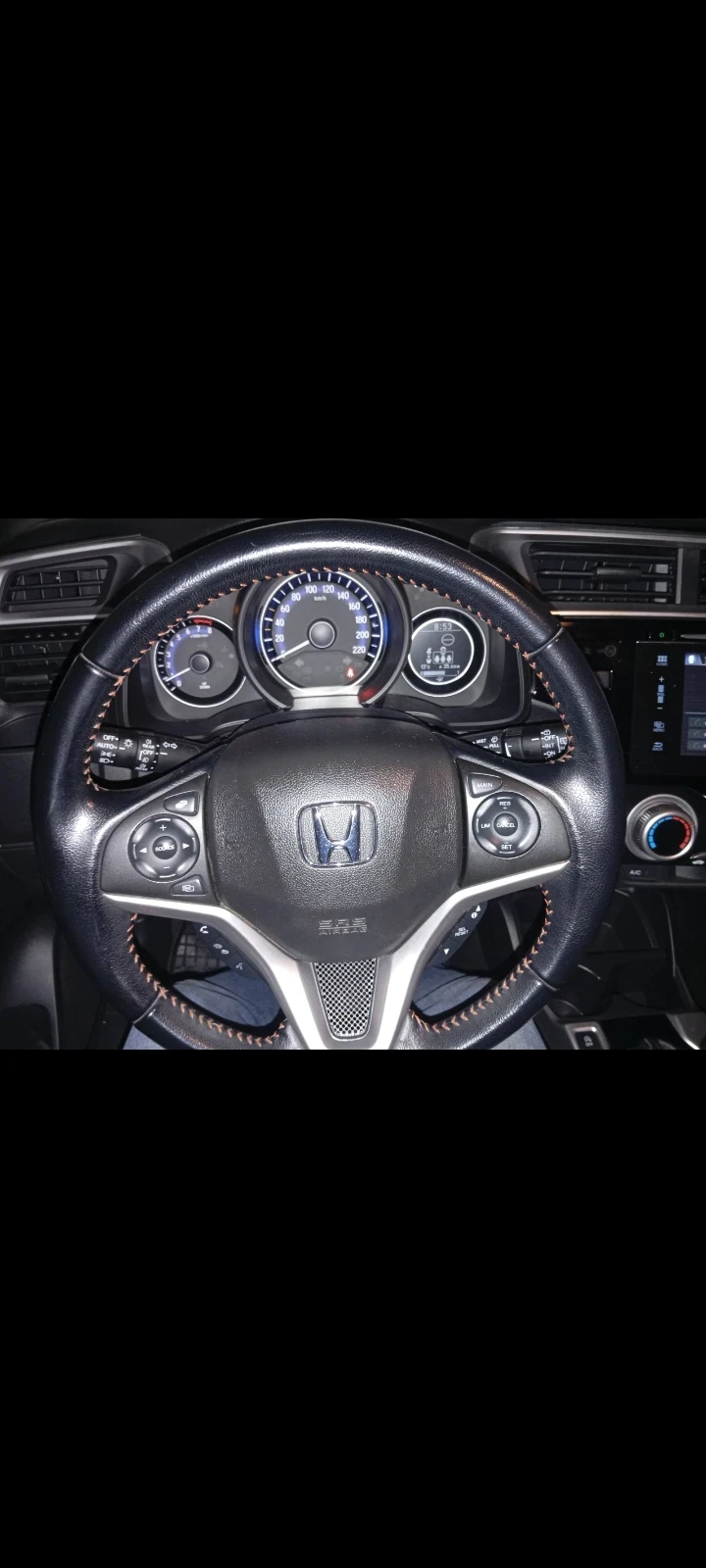 Honda Jazz 1.5 I-VTEC Dynamic Sport, снимка 6 - Автомобили и джипове - 53955953