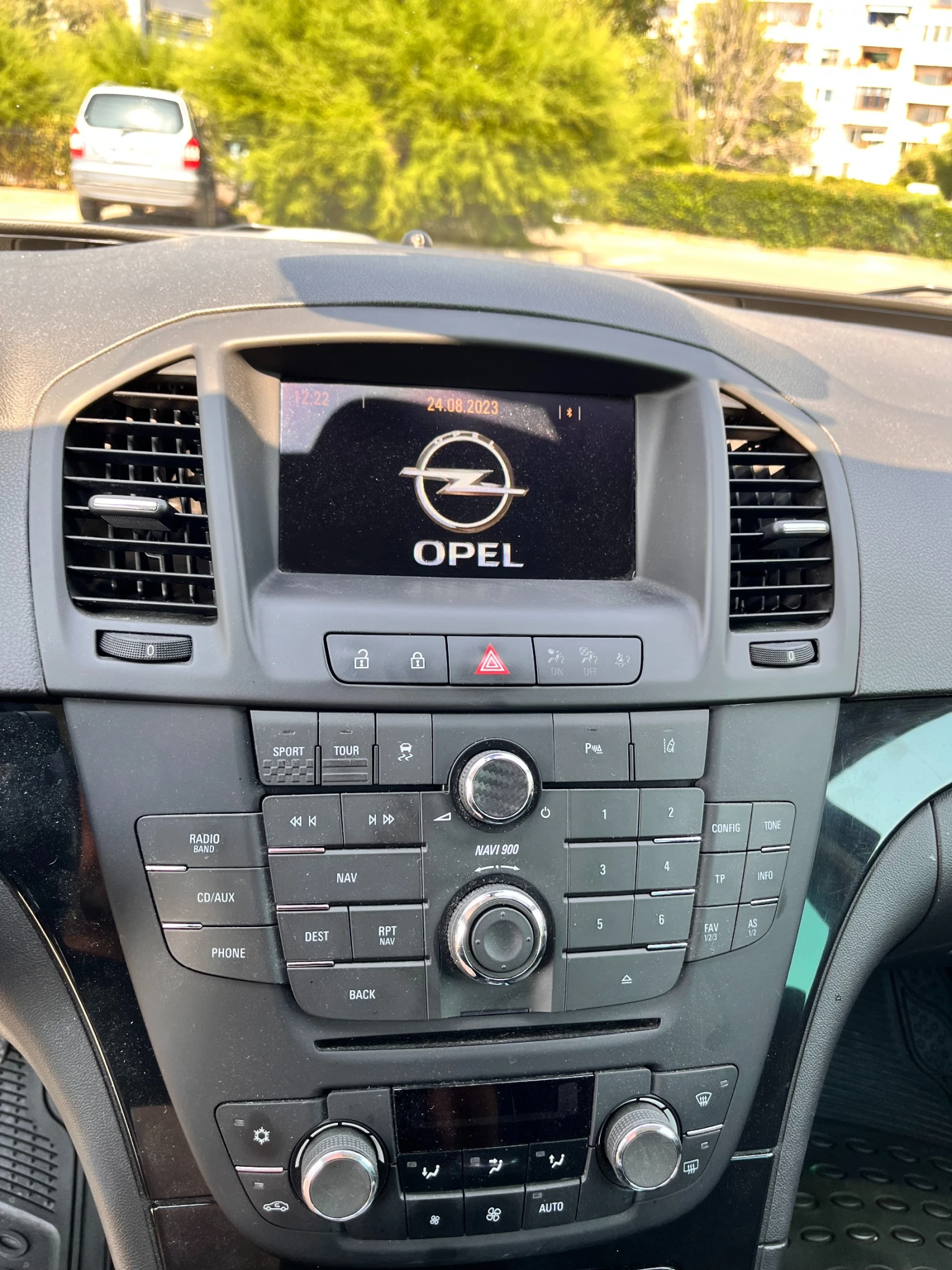 Opel Insignia 4x4 Biturbo, снимка 10 - Автомобили и джипове - 55128909
