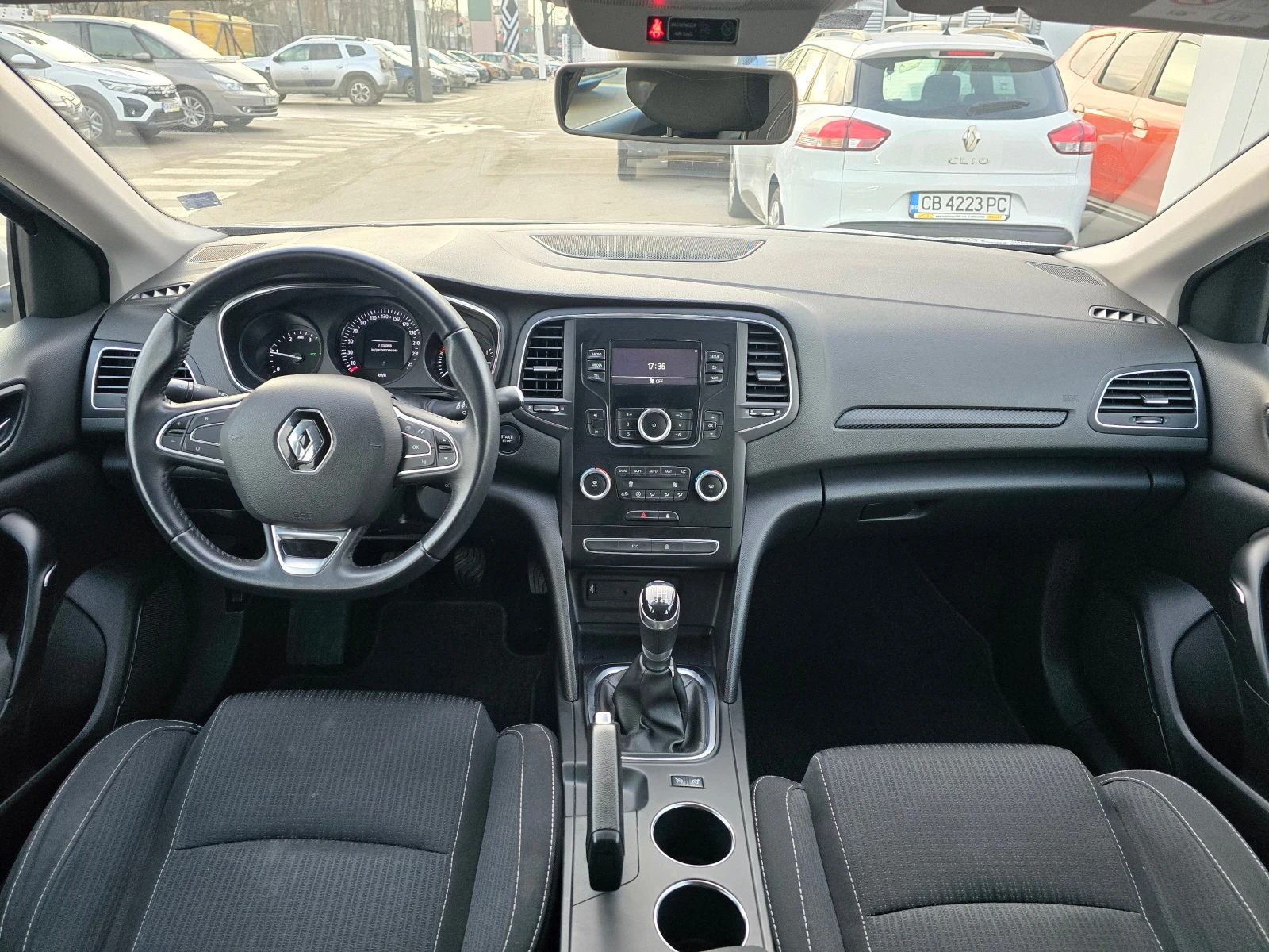 Renault Megane 1.5 dCi - изображение 8