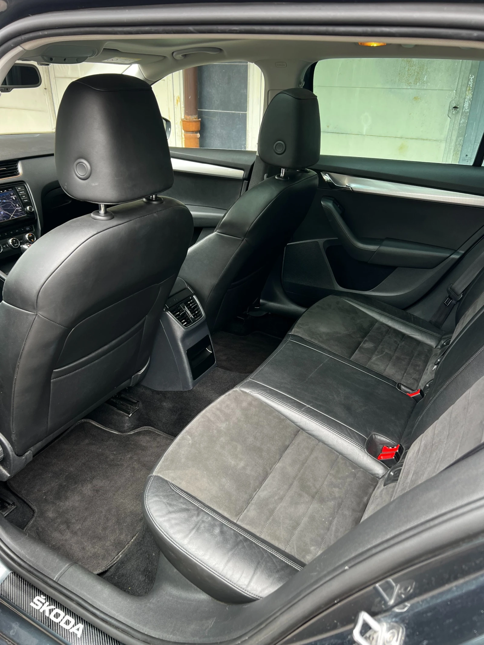 Skoda Octavia III 1.8 TSI DSG 4X4 | Mobile.bg   13