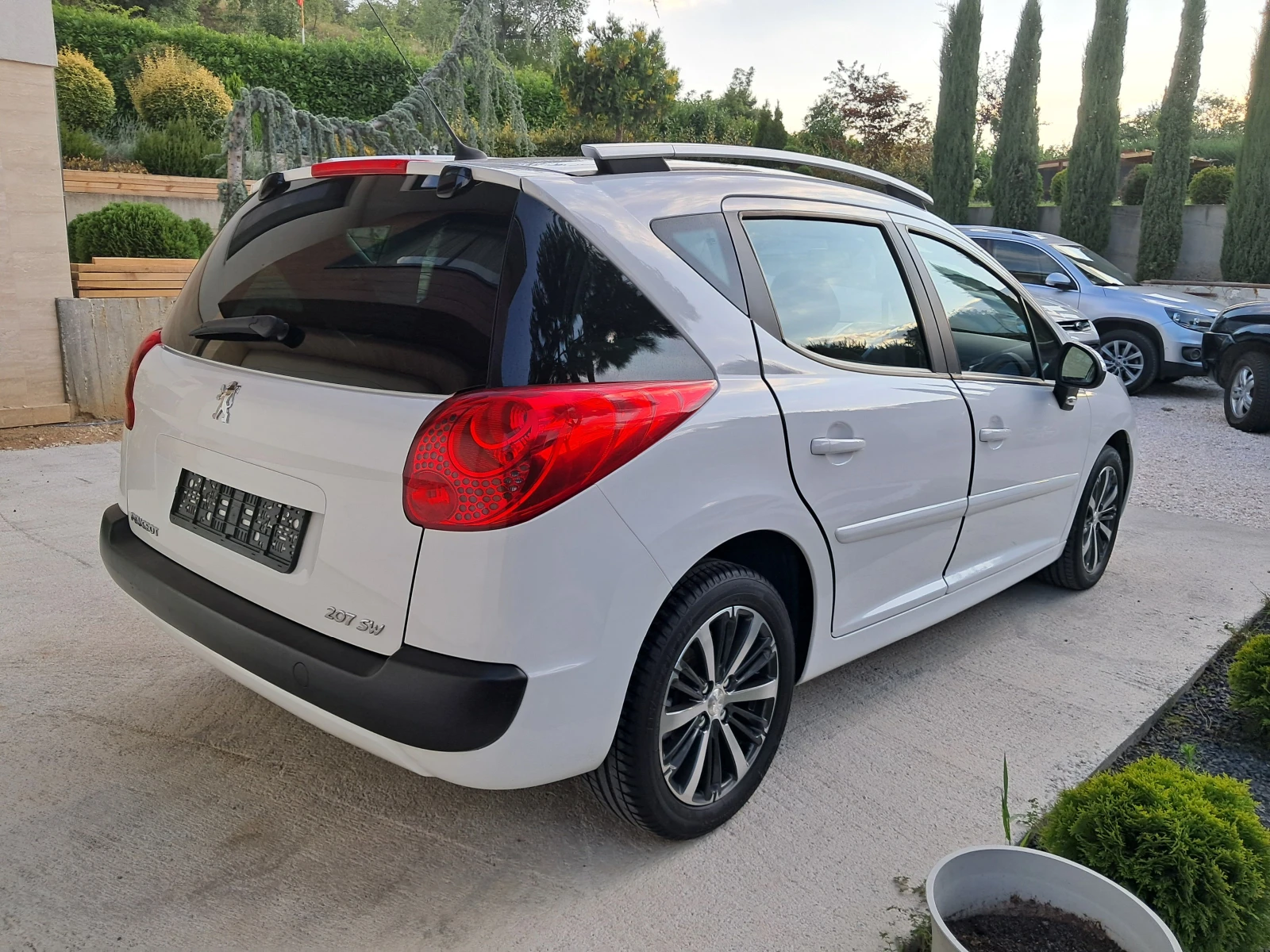 Peugeot 207 SW-84000км.КАТО НОВА - изображение 3