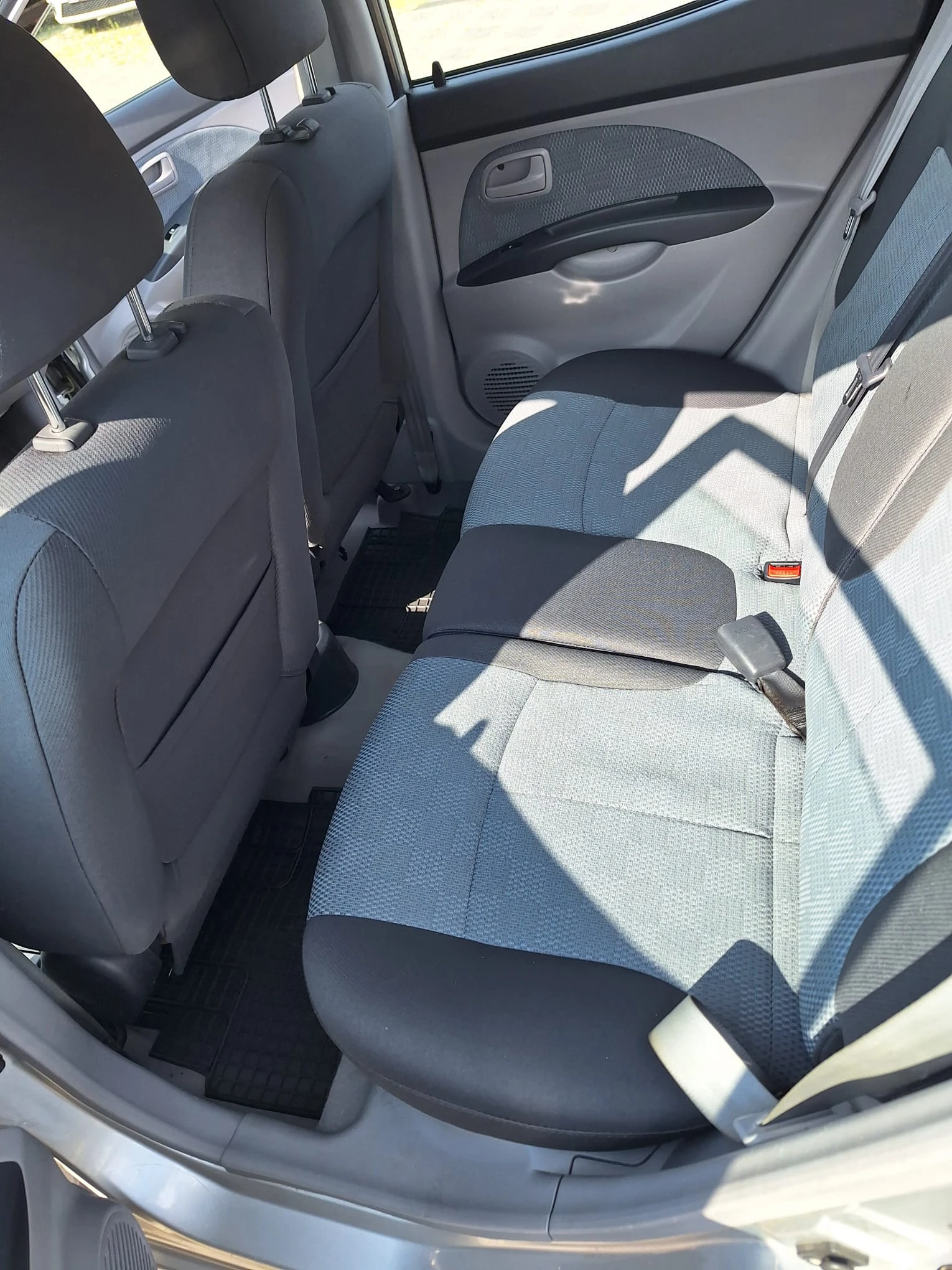 Kia Picanto 1.1 avtomat EX  - изображение 6