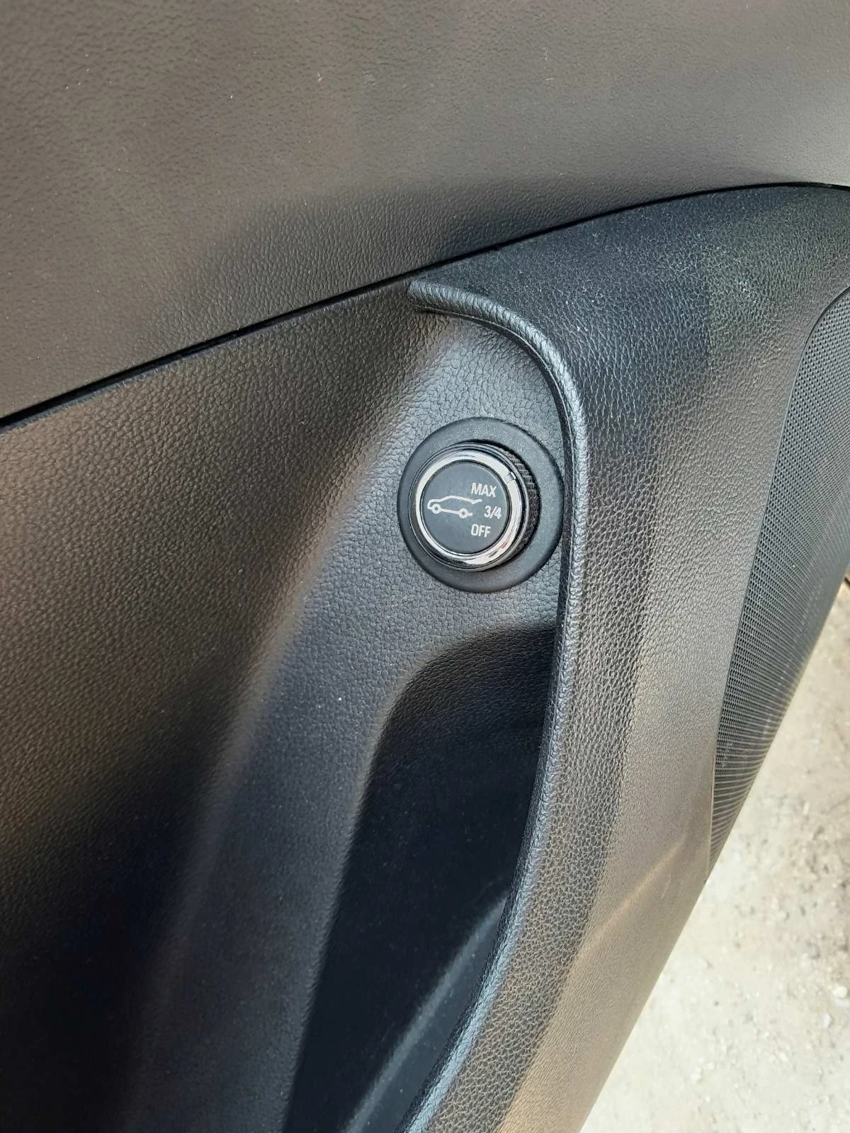 Opel Insignia 2.0 - изображение 6