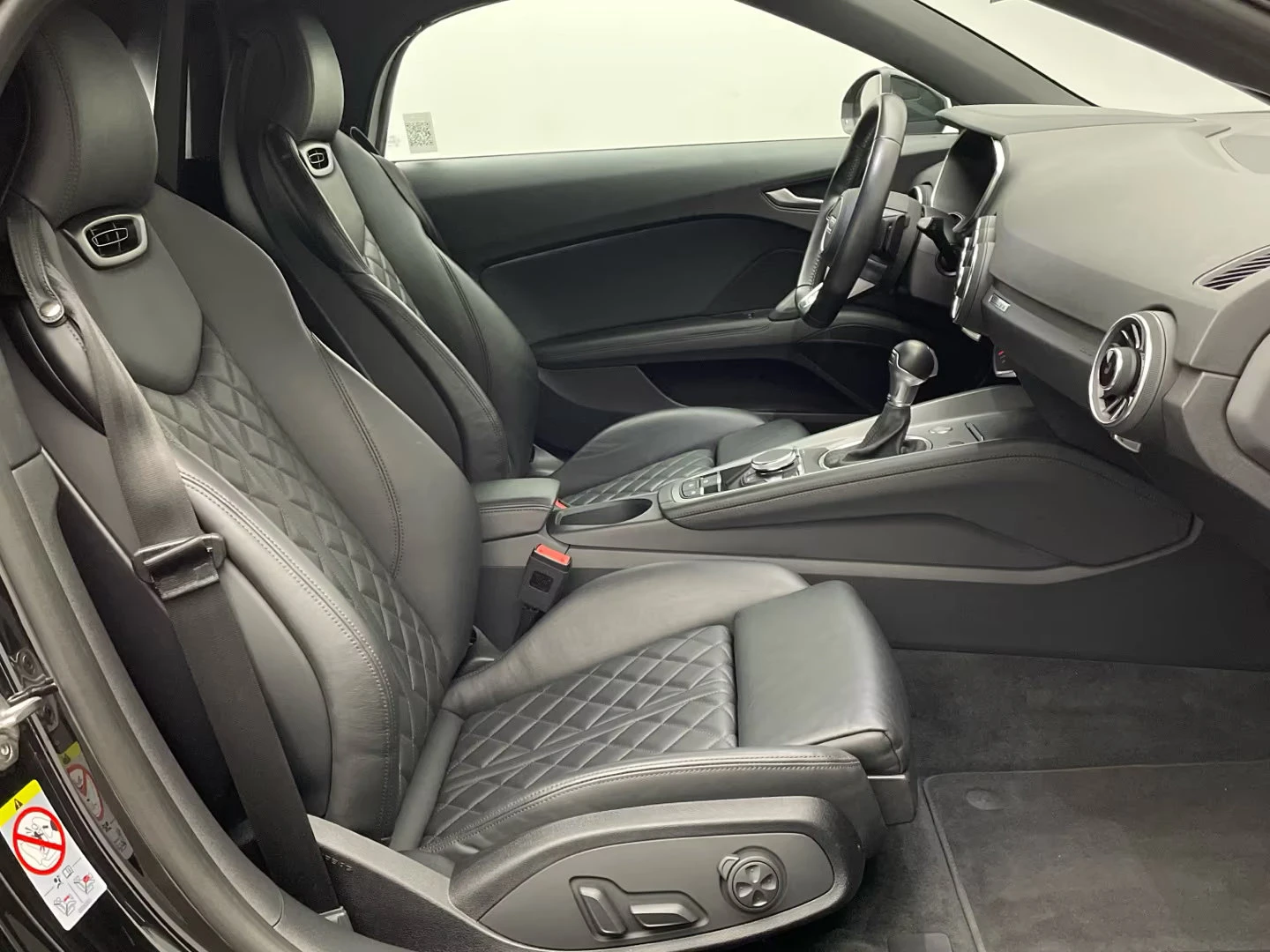 Audi Tt 40TFSI/197HP/S-LINE/MATRIX/NAVI/CAM/804v | Mobile.bg   12