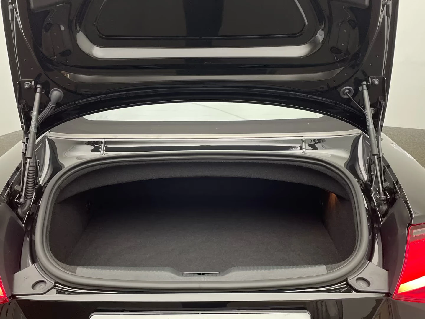 Audi Tt 40TFSI/197HP/S-LINE/MATRIX/NAVI/CAM/804v - изображение 8