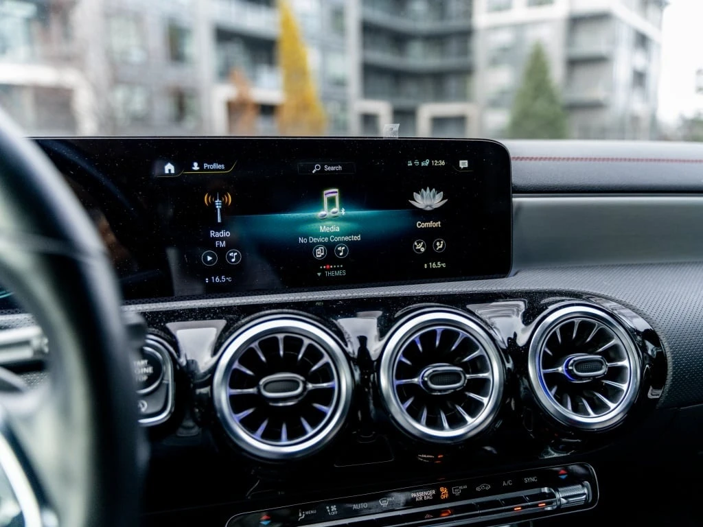 Mercedes-Benz CLA 250 * CARFAX * ��� ������������ ������ | Mobile.bg � ����������� 14