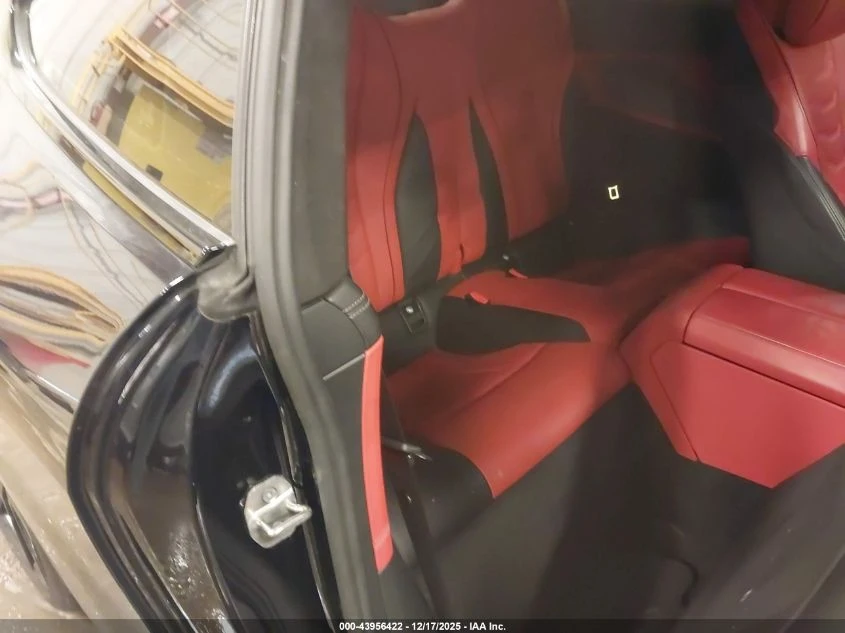 BMW 850 4.4L V-8 DI, DOHC, VVT, TURBO, 523HP All Wheel | Mobile.bg � ����������� 13