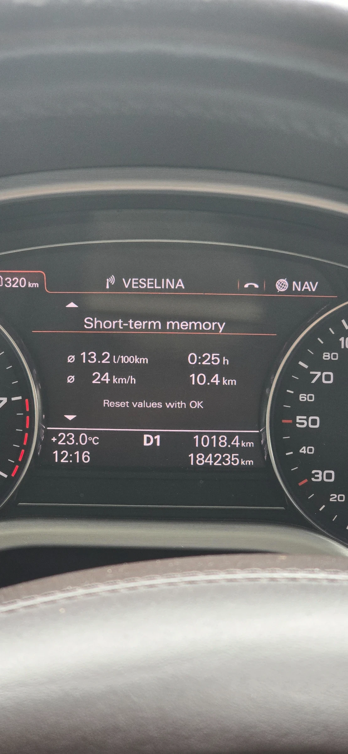 Audi A8 S8 pack 4.2 fsi  - изображение 10