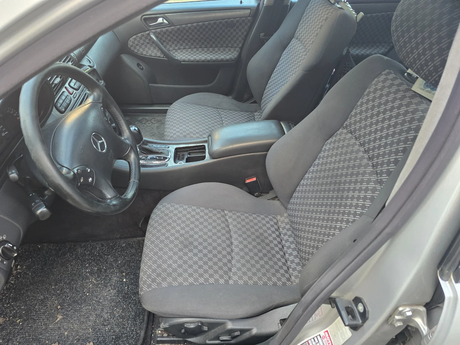 Mercedes-Benz C 270 2.7 АВАНГАРД   АВТОМАТИК - изображение 6