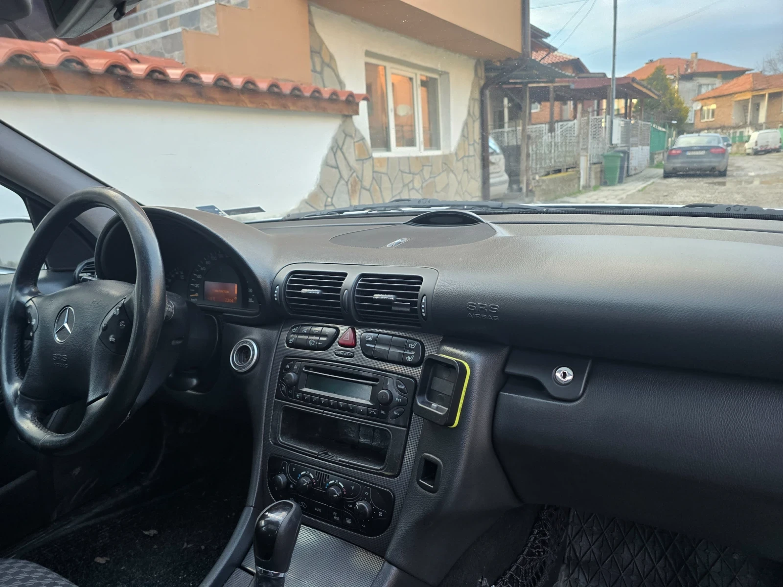 Mercedes-Benz C 270 2.7 АВАНГАРД   АВТОМАТИК - изображение 10