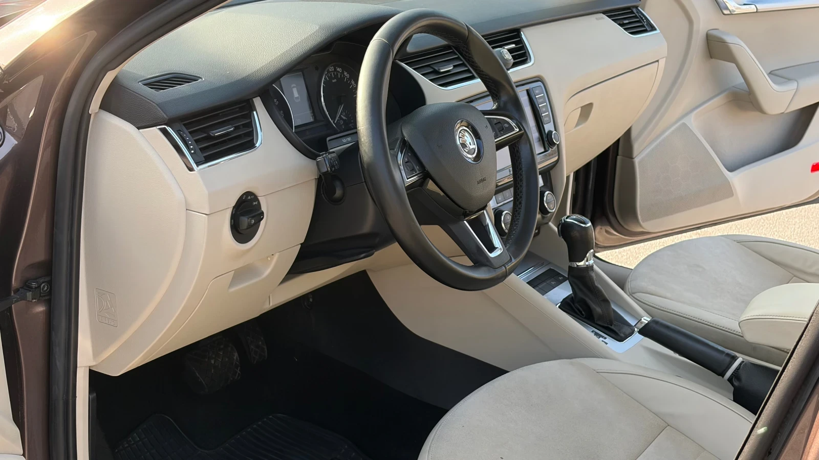 Skoda Octavia 2.0/150�.�./DSG/��������/CANTON/NAVI/LED | Mobile.bg � ����������� 6