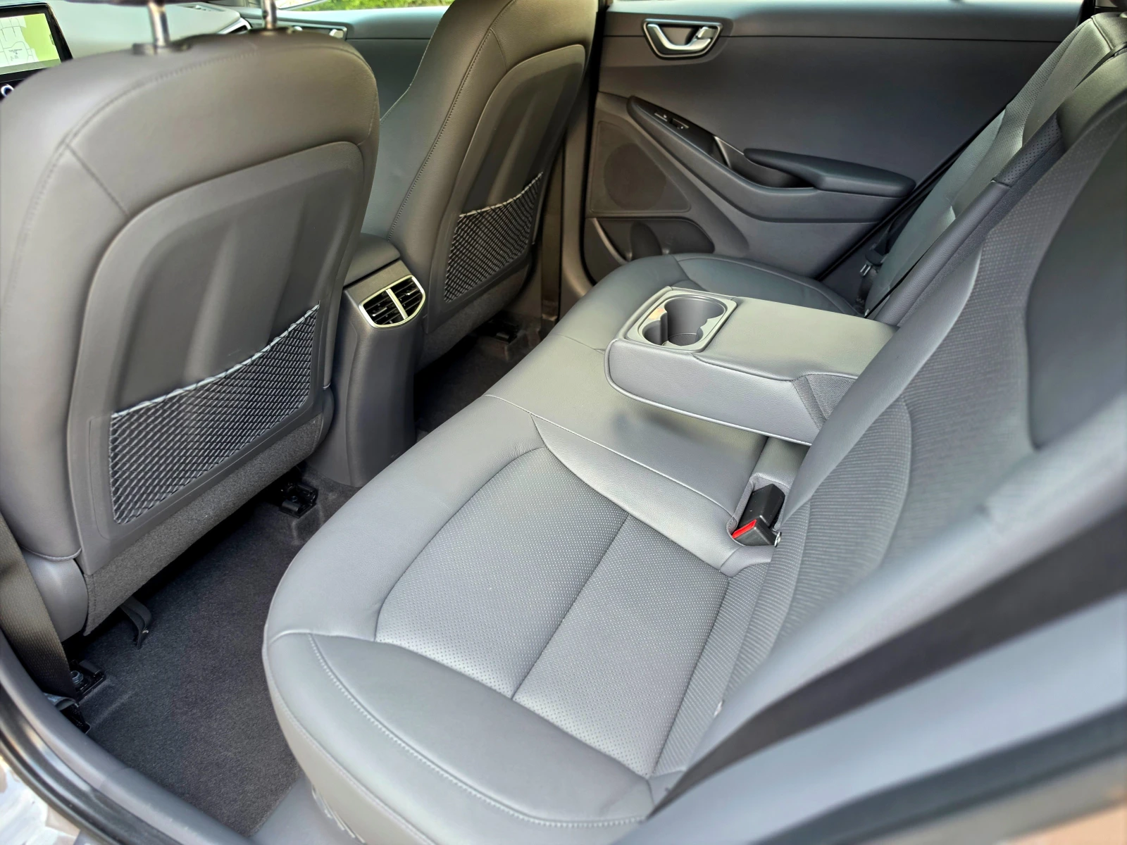 Hyundai Ioniq 1.6 HIBRIDE-PREMIUM , снимка 10 - Автомобили и джипове - 53976342