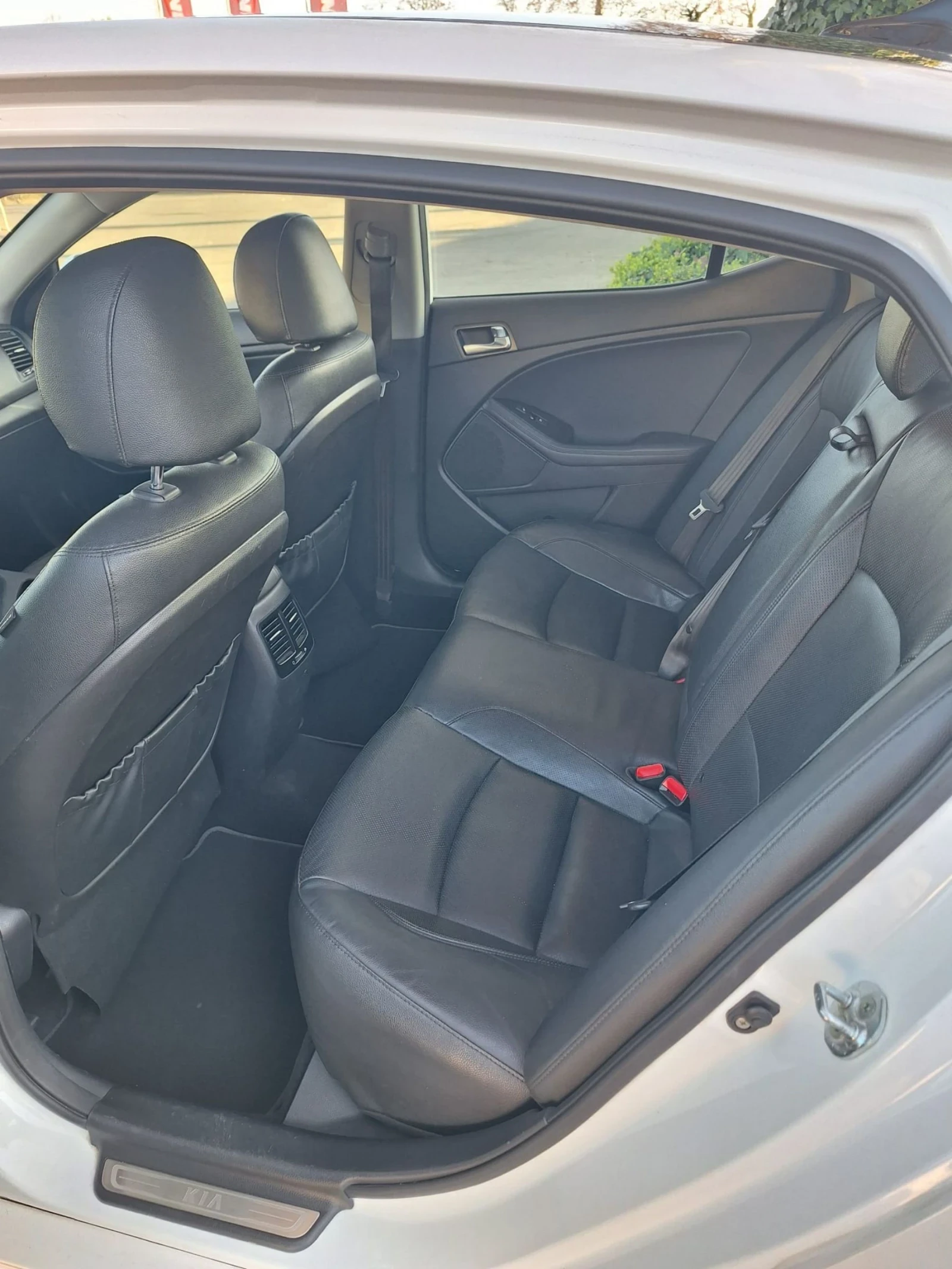 Kia Optima, снимка 8 - Автомобили и джипове - 54099349