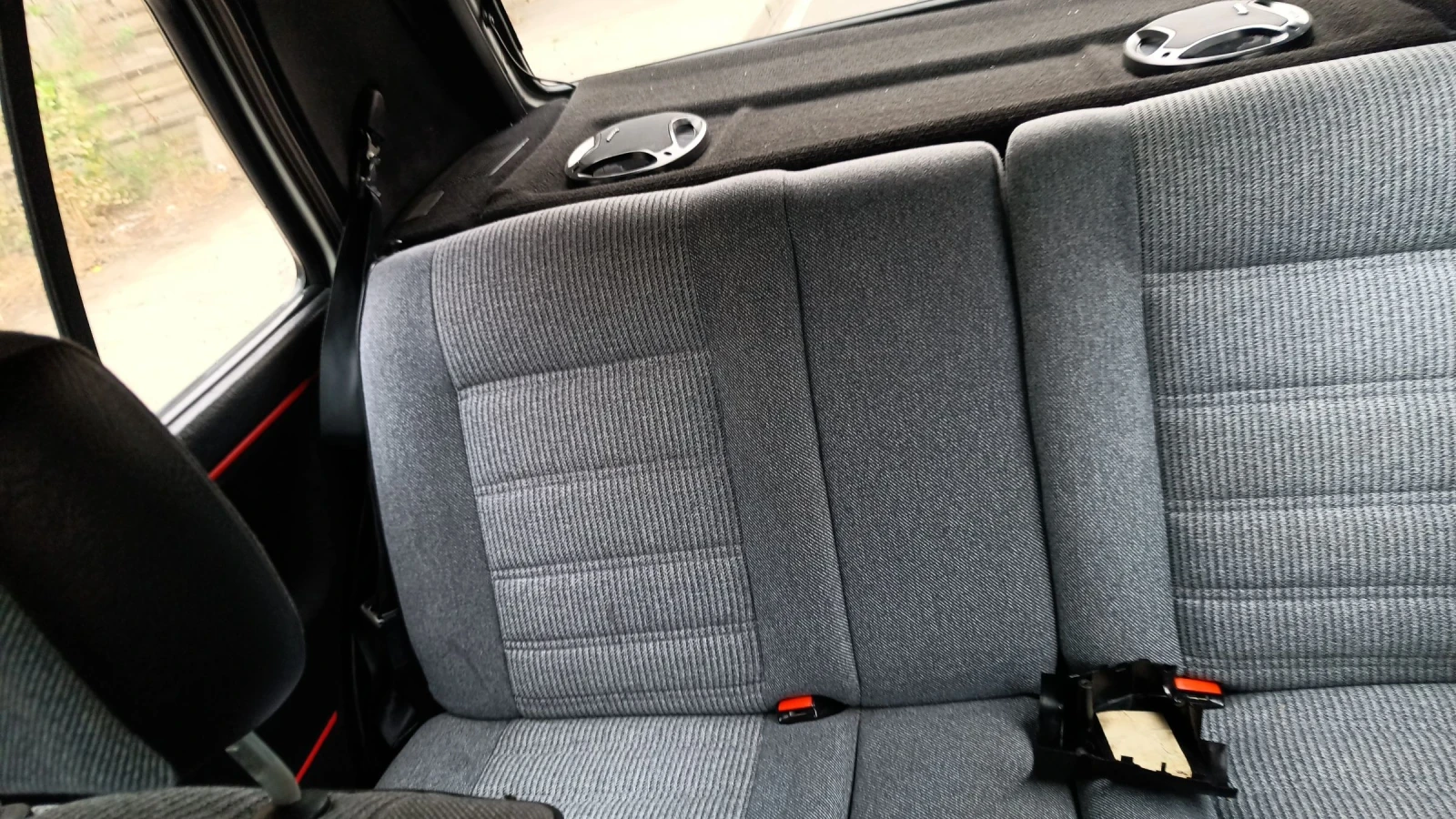 VW Golf 1, 3 Карбуратор+ газ, снимка 9 - Автомобили и джипове - 55133705