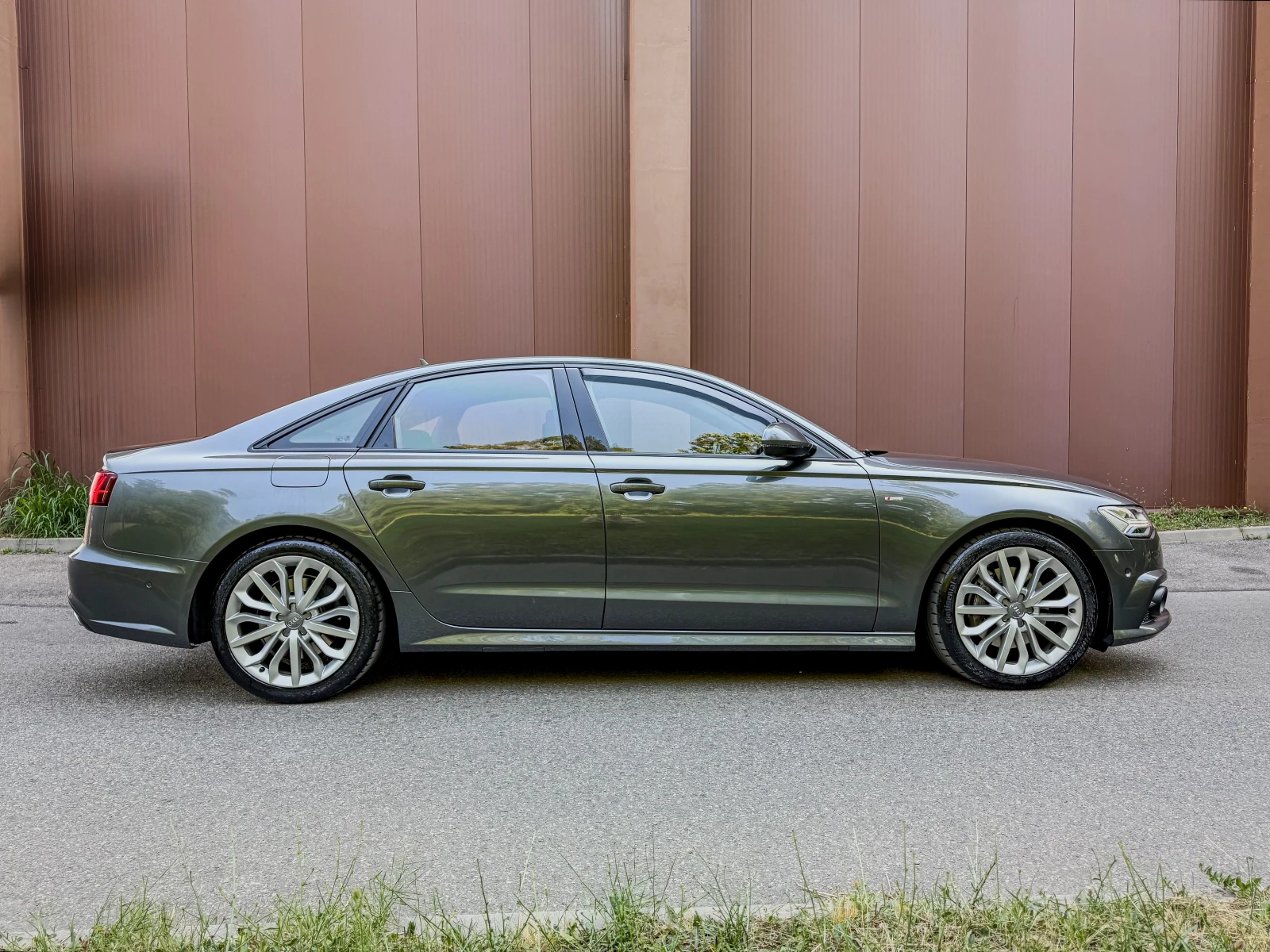 Audi A6 3.0D S-Line Вакум 360 Камера ГАРАНЦИЯ 6 МЕСЕЦА, снимка 5 - Автомобили и джипове - 55310479