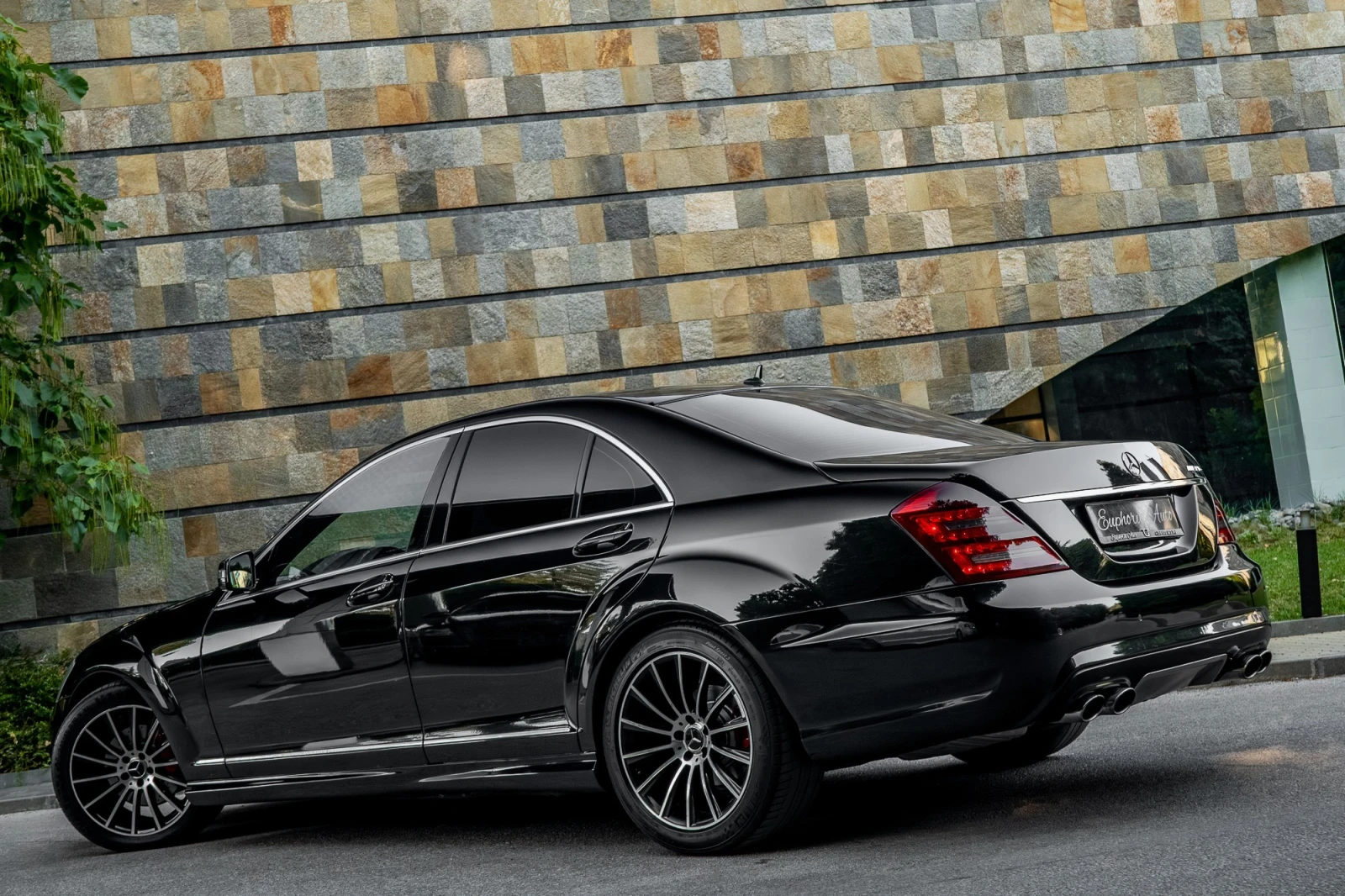 Mercedes-Benz S 320 CDI* AMG* DESIGN SELECTION* EXCLUSIVE* NEW, снимка 3 - Автомобили и джипове - 55596435