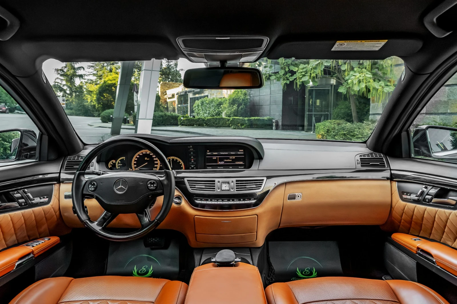 Mercedes-Benz S 320 CDI* AMG* DESIGN SELECTION* EXCLUSIVE* NEW, снимка 13 - Автомобили и джипове - 55596435