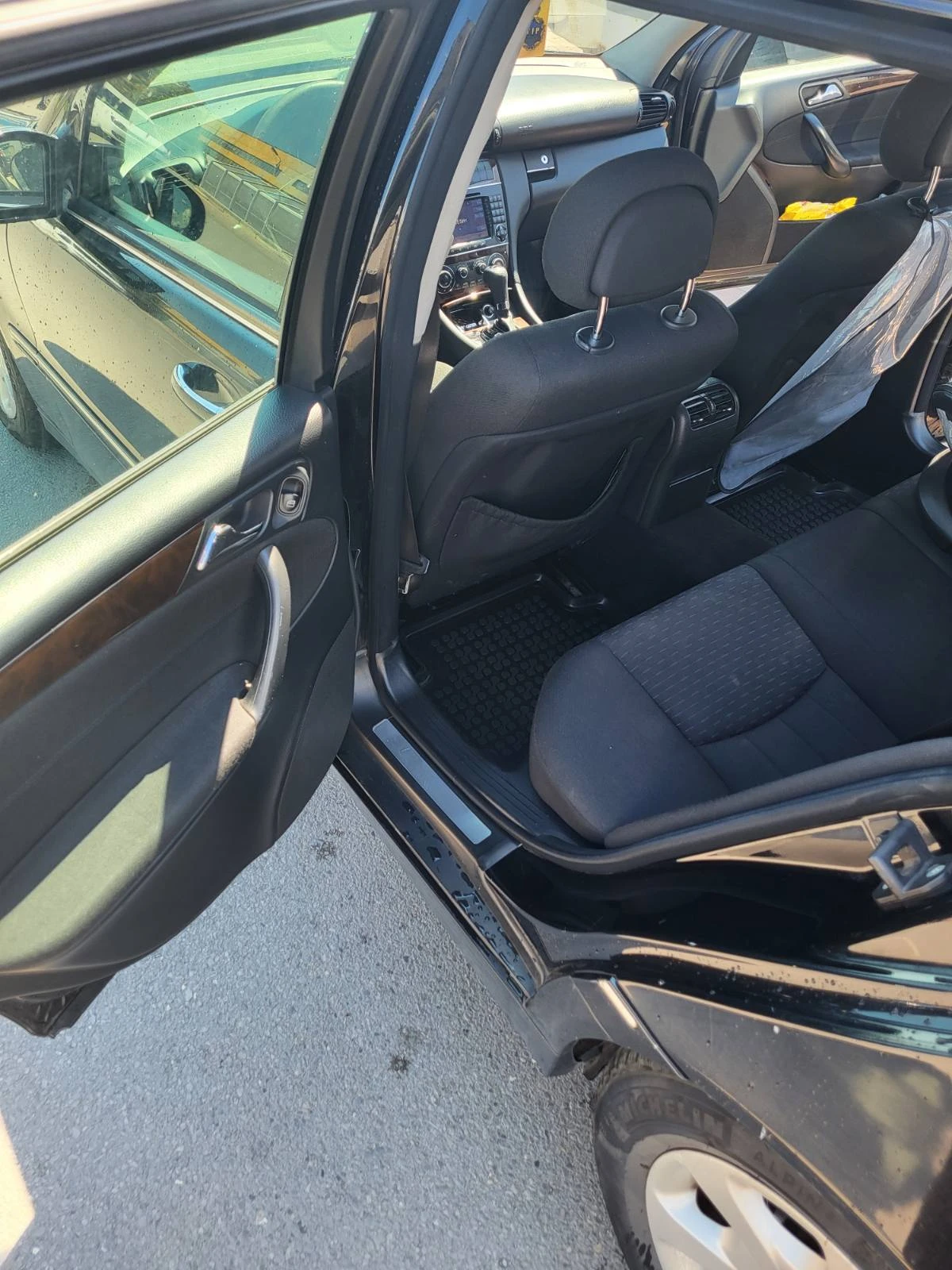 Mercedes-Benz C 270, снимка 4 - Автомобили и джипове - 55675868