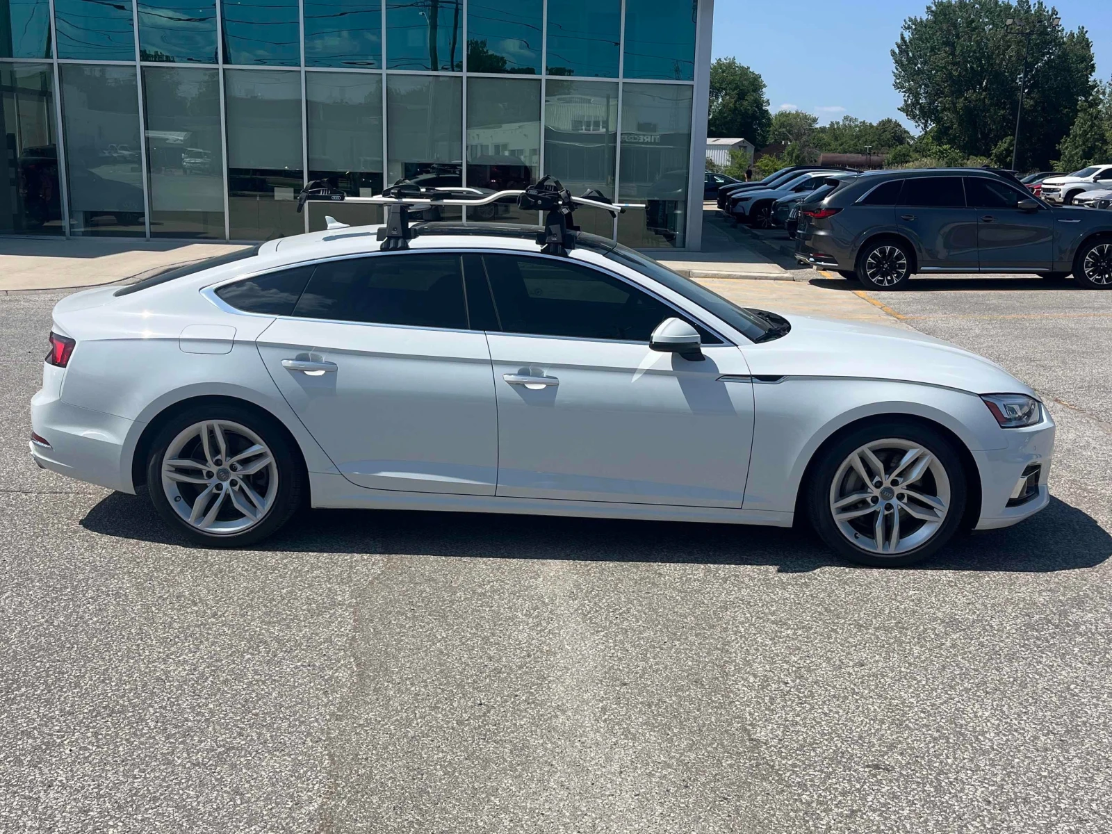 Audi A5 * Technik * CARFAX * , снимка 3 - Автомобили и джипове - 56011437