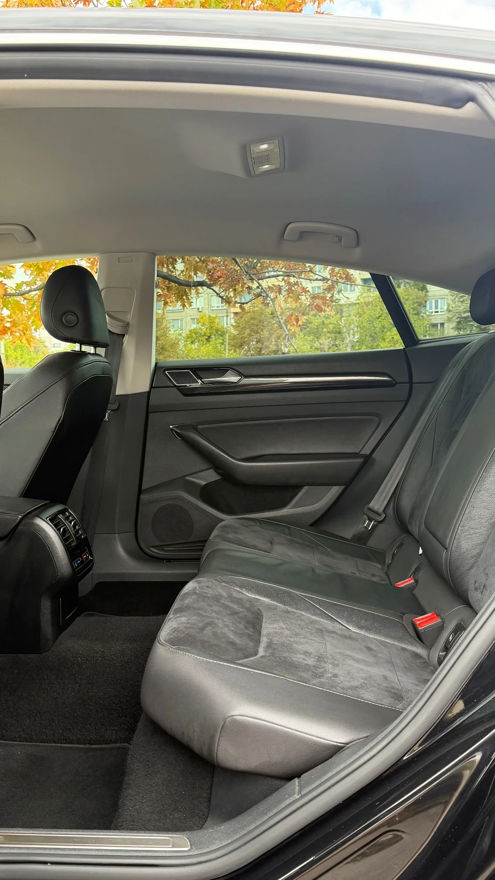 VW Arteon, снимка 17 - Автомобили и джипове - 56274330