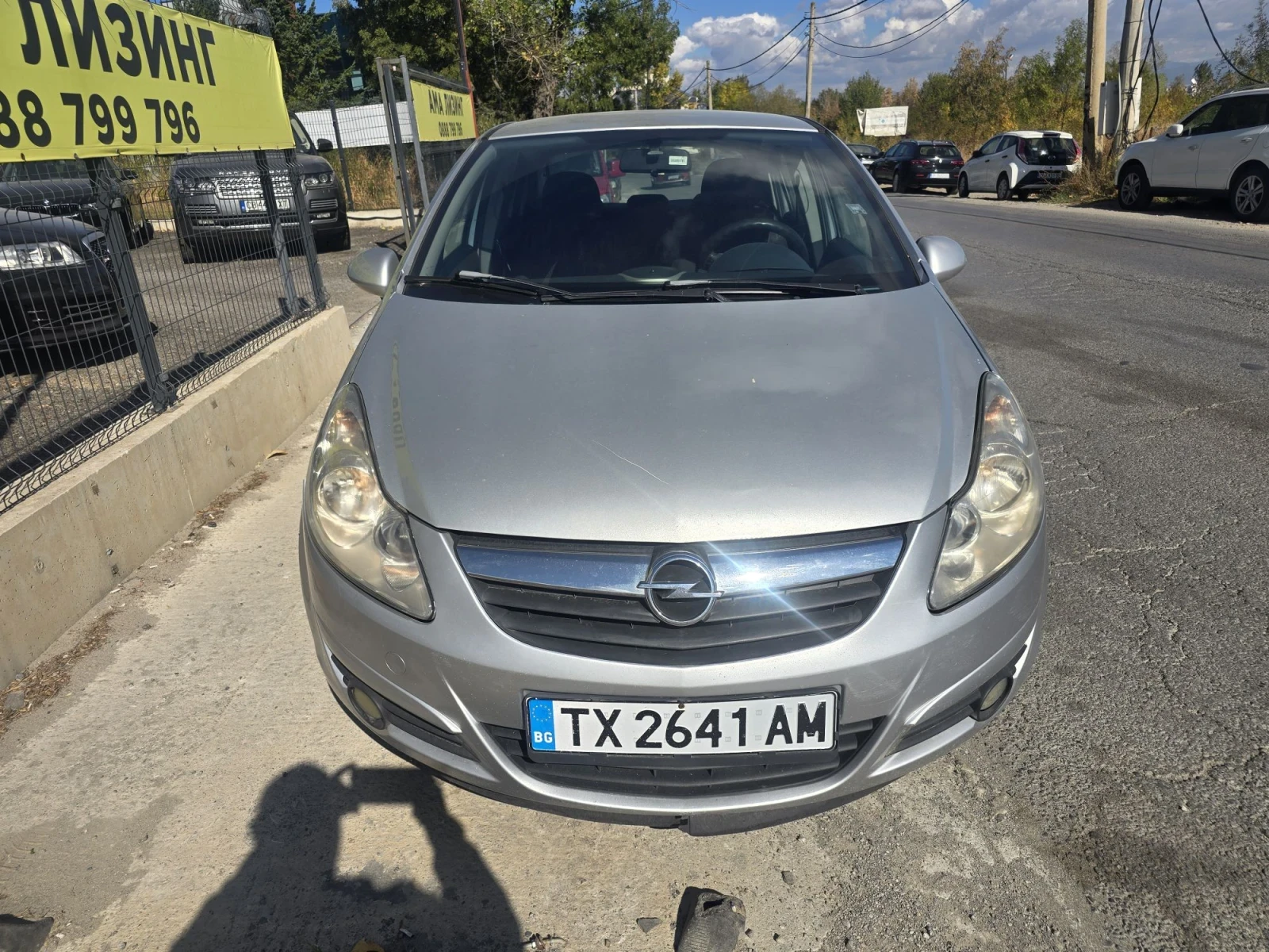 Opel Corsa 1.2i, снимка 2 - Автомобили и джипове - 56655396